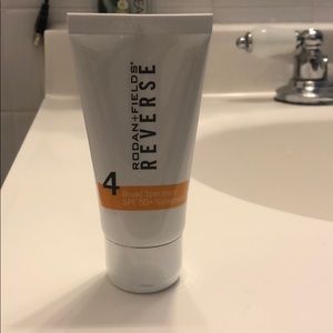 Rodan + Fields Reverse Broad Spectrum SPF 50